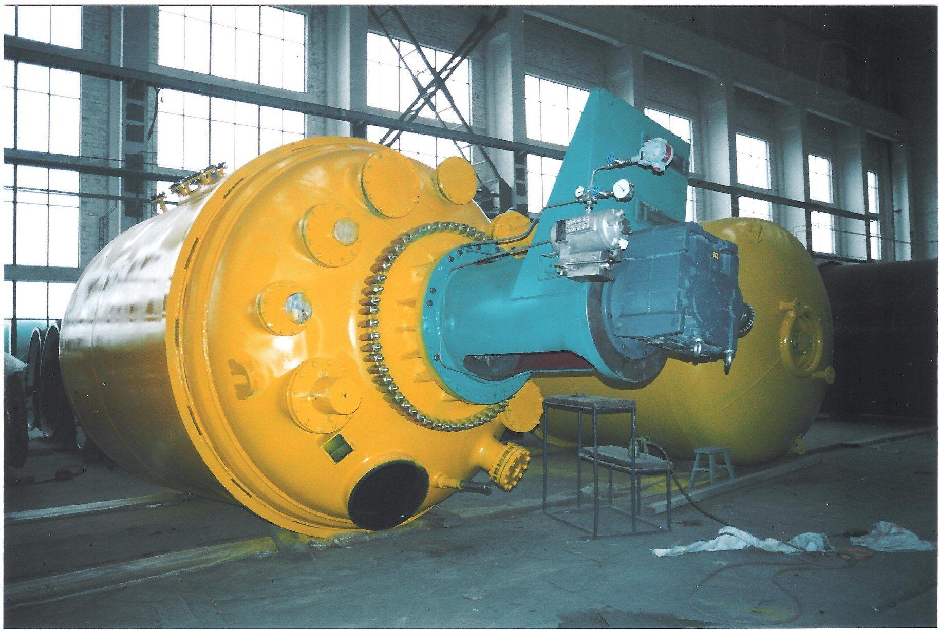 Vacuum Reactors